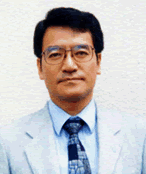 理事　松野修次　写真